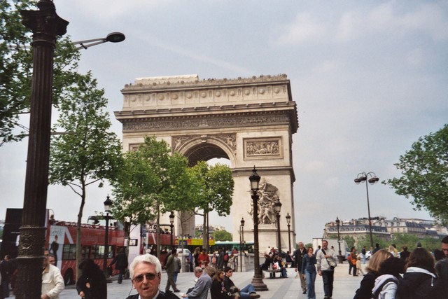 Paris  Arc du Triomph 13.JPG